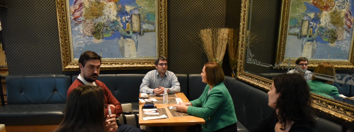 Средба на ССНМ со министерката за труд Јагода Шахпаска